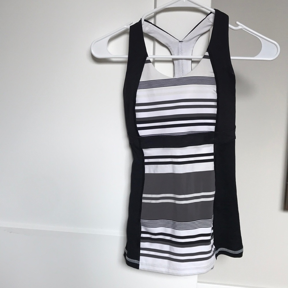 Lululemon tank